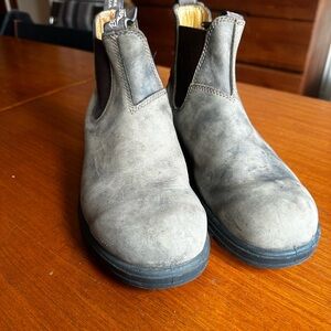 Blundstone Brown Chelsea Boots